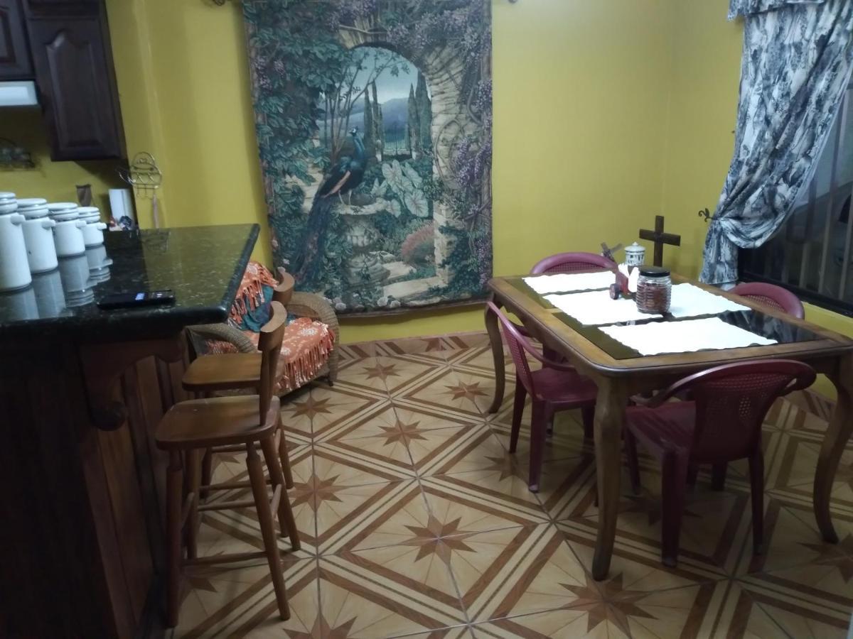 Alexander B&B Alajuela Buitenkant foto